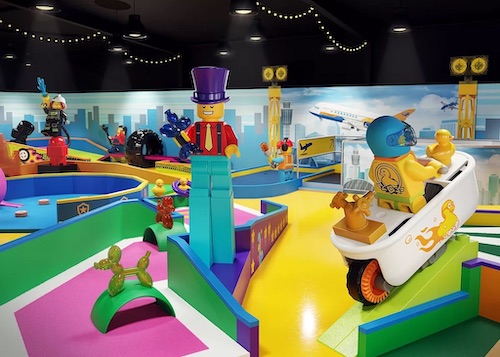LEGOLAND Adventure Golf top hat and bath tub